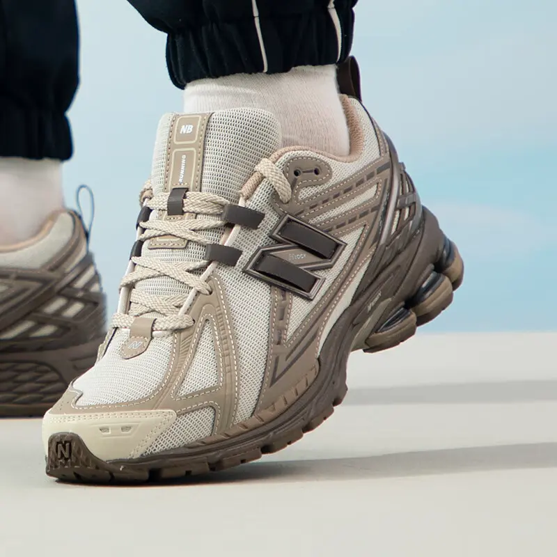 Alternative view of Giày New Balance 1906R ‘Mocha’ M1906RHD