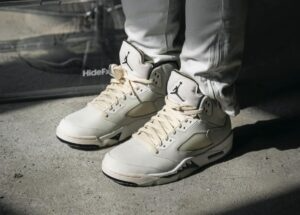 Giày Nike Air Jordan 5 Retro SE ‘Sail’ FN7405-100 - Ảnh 2