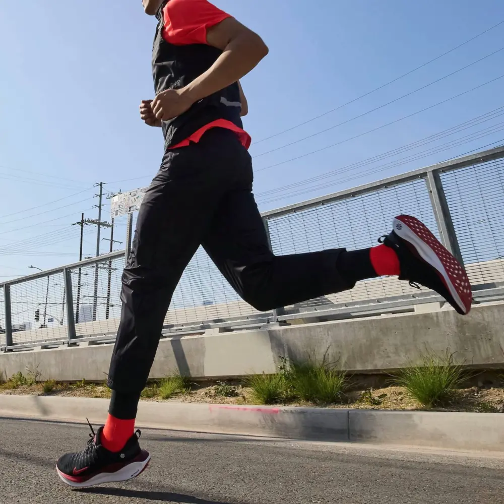 Giày Nike ReactX Infinity Run 4 ‘Black Fire Red’ DR2665-007 - Ảnh 3