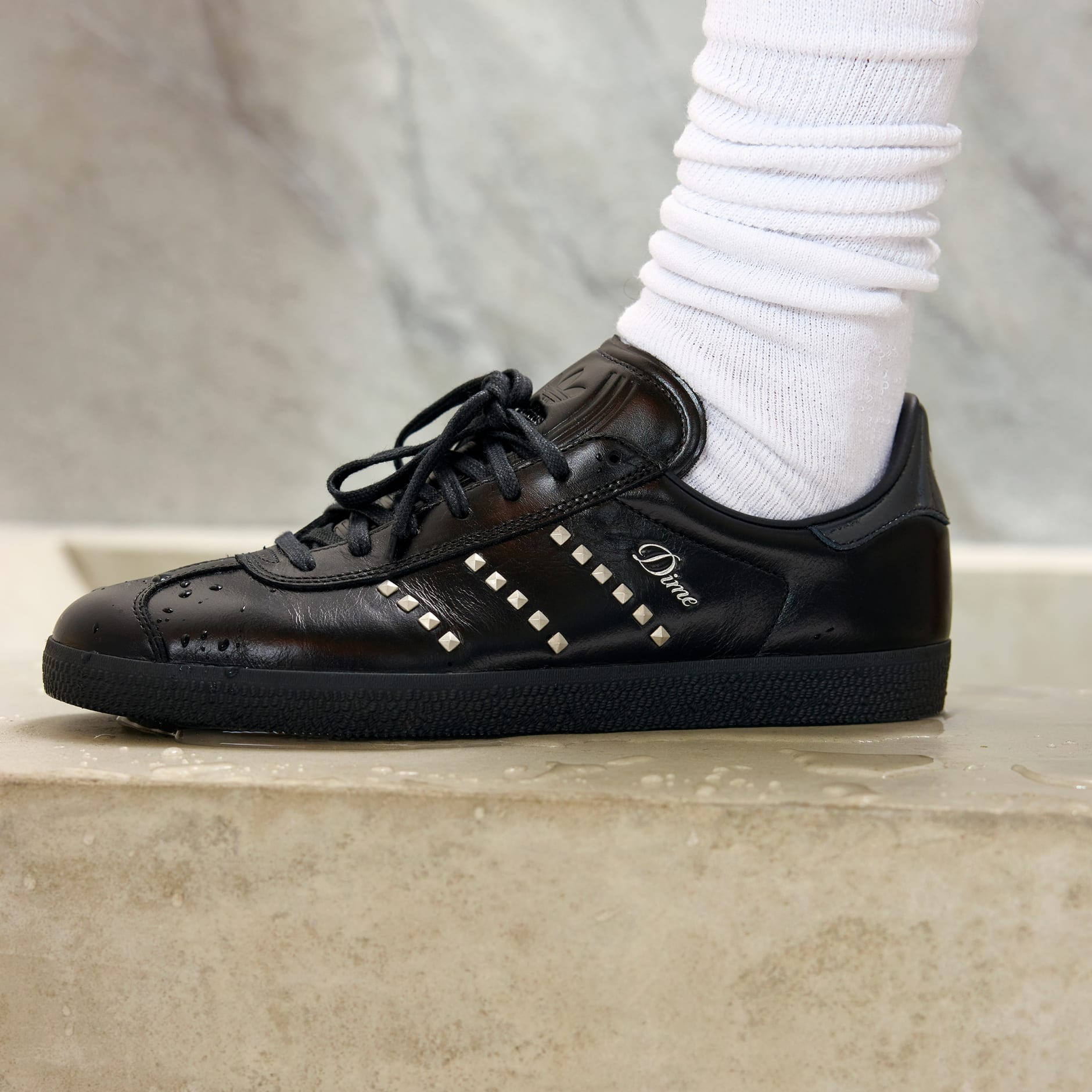 Alternative view of Giày Adidas Gazelle ADV ‘Dime Black’ IH2946