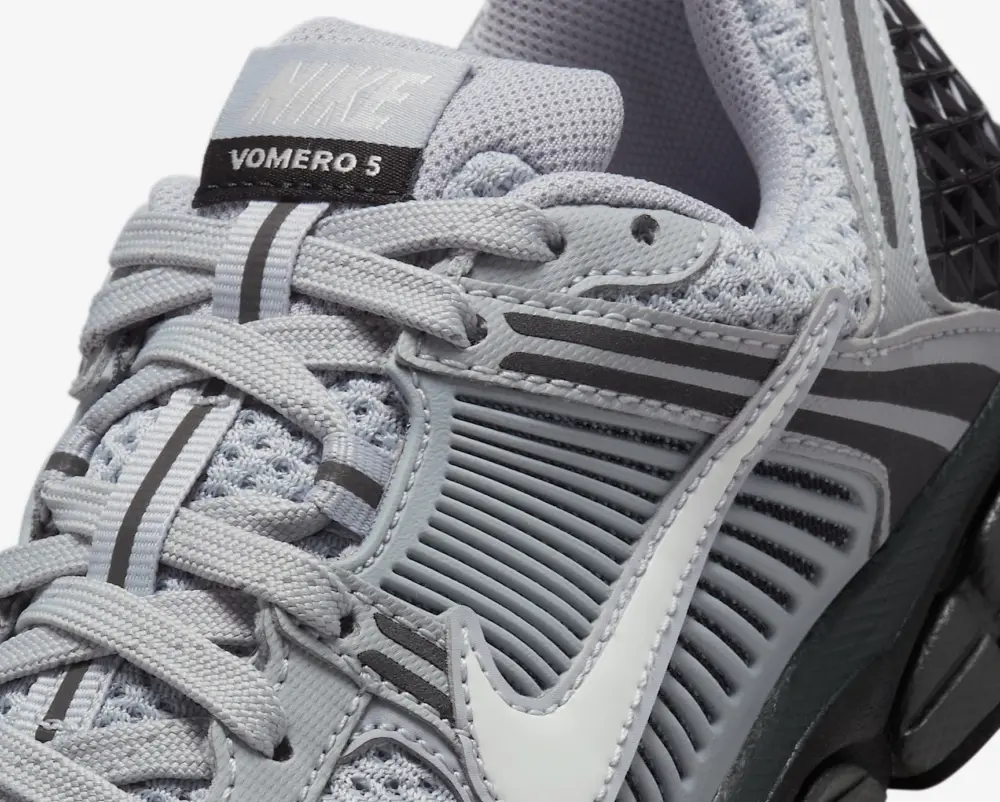 Giày Nike Zoom Vomero 5 GS ‘Wolf Grey Black’ HV6421-001 - Ảnh 5