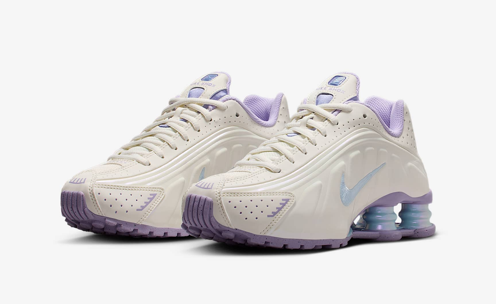 Giày Nike Shox R4 ‘Soft Pearl Hydrangeas’ IH4050-001 - Ảnh 3