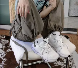Alternative view of Giày On Running Cloudsurfer ‘White Frost’ 3WD10440664
