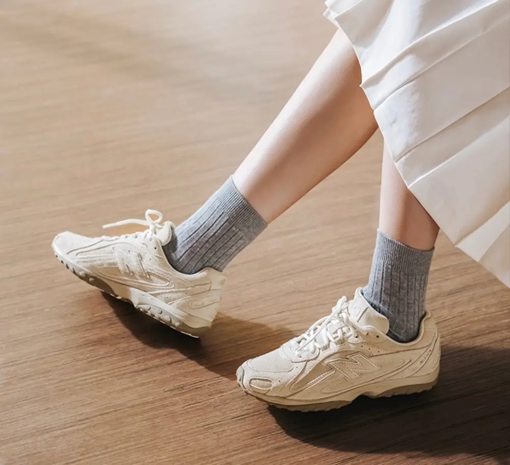 Alternative view of Giày New Balance 204L ‘Timberwolf’ U204LMMC