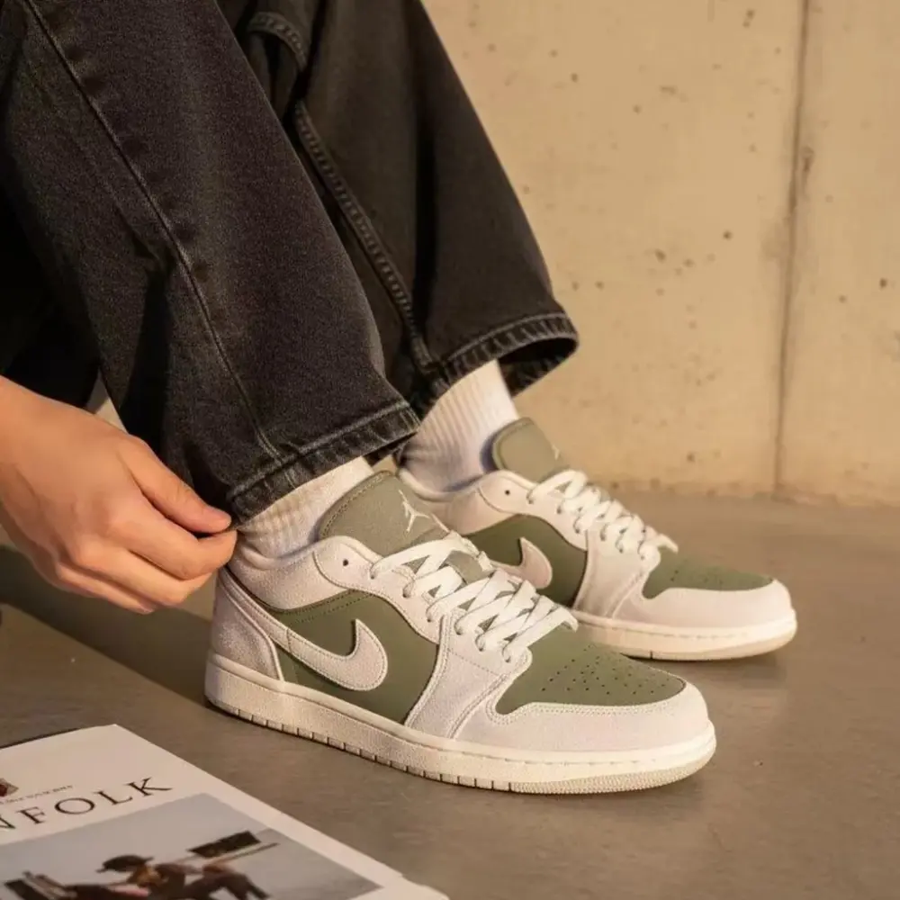 Giày Nike Air Jordan 1 Low SE ‘Medium Olive Sail’ HV4089-201 - Ảnh 6