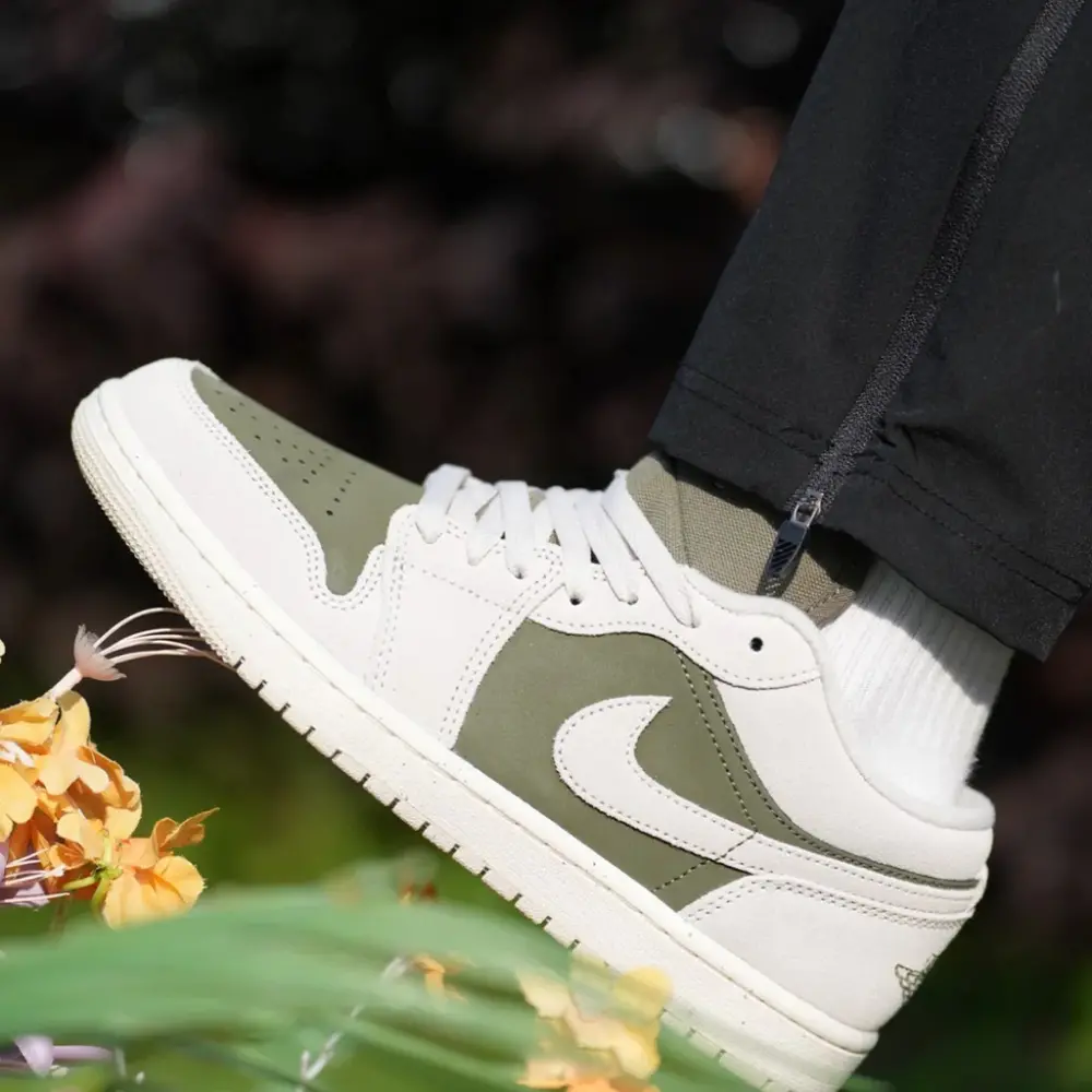 Giày Nike Air Jordan 1 Low SE ‘Medium Olive Sail’ HV4089-201 - Ảnh 7