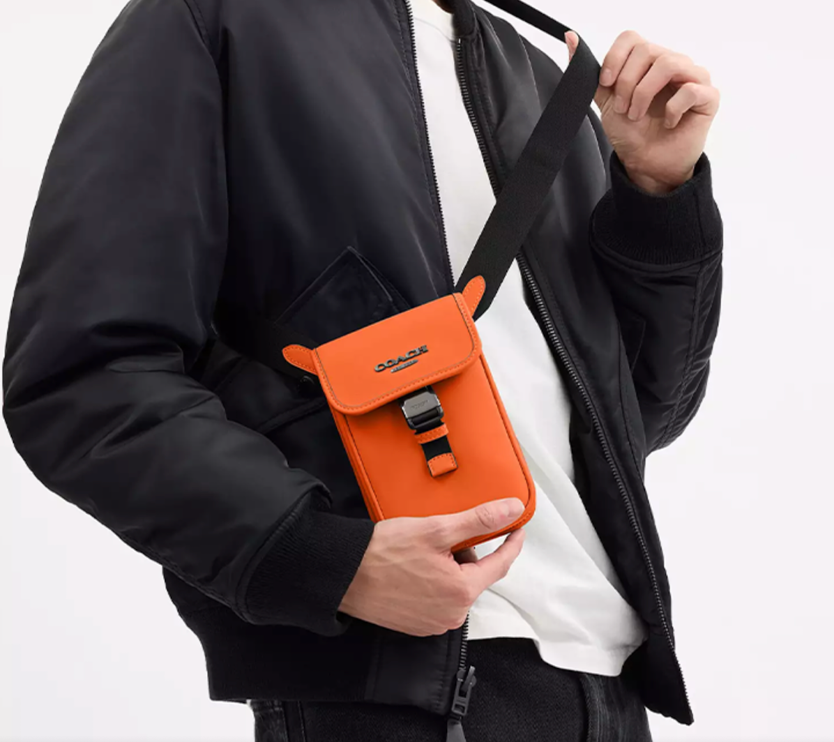 Túi Coach Racer 11 Calfskin Phone Bag 'Orange' CAJ42-QBQSR - Ảnh 4