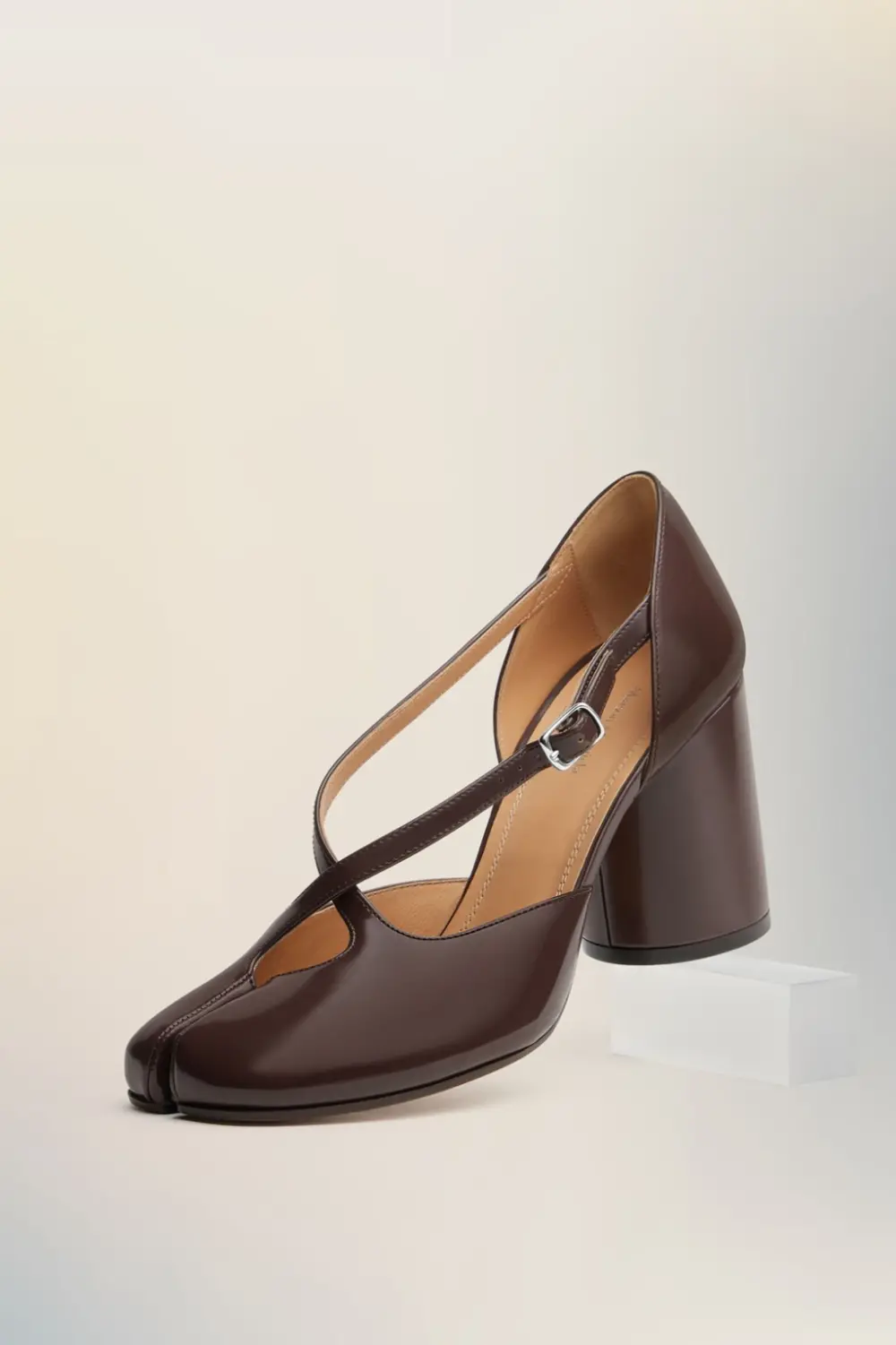 Giày Maison Margiela Tabi Décolleté 'Brown' S58WL0284P8193T2358 - Ảnh 3