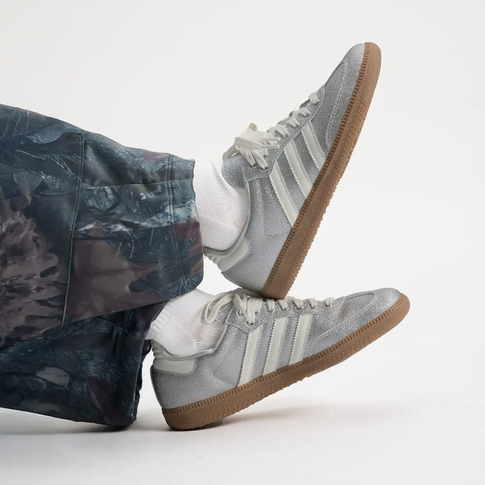 Alternative view of Giày Adidas Samba ‘Shine Silver Metallic’ KI6264