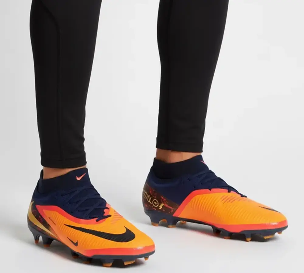 Alternative view of Giày Nike Phantom 6 Low Pro ‘Erling Haaland’ IB3094-800