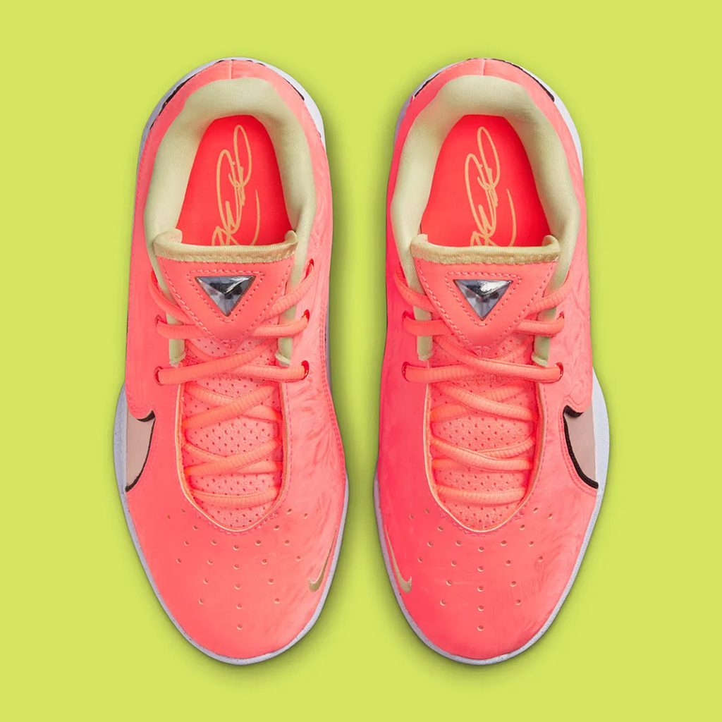 Alternative view of Giày Nike LeBron 22 'Bright Mango' HQ8570-800