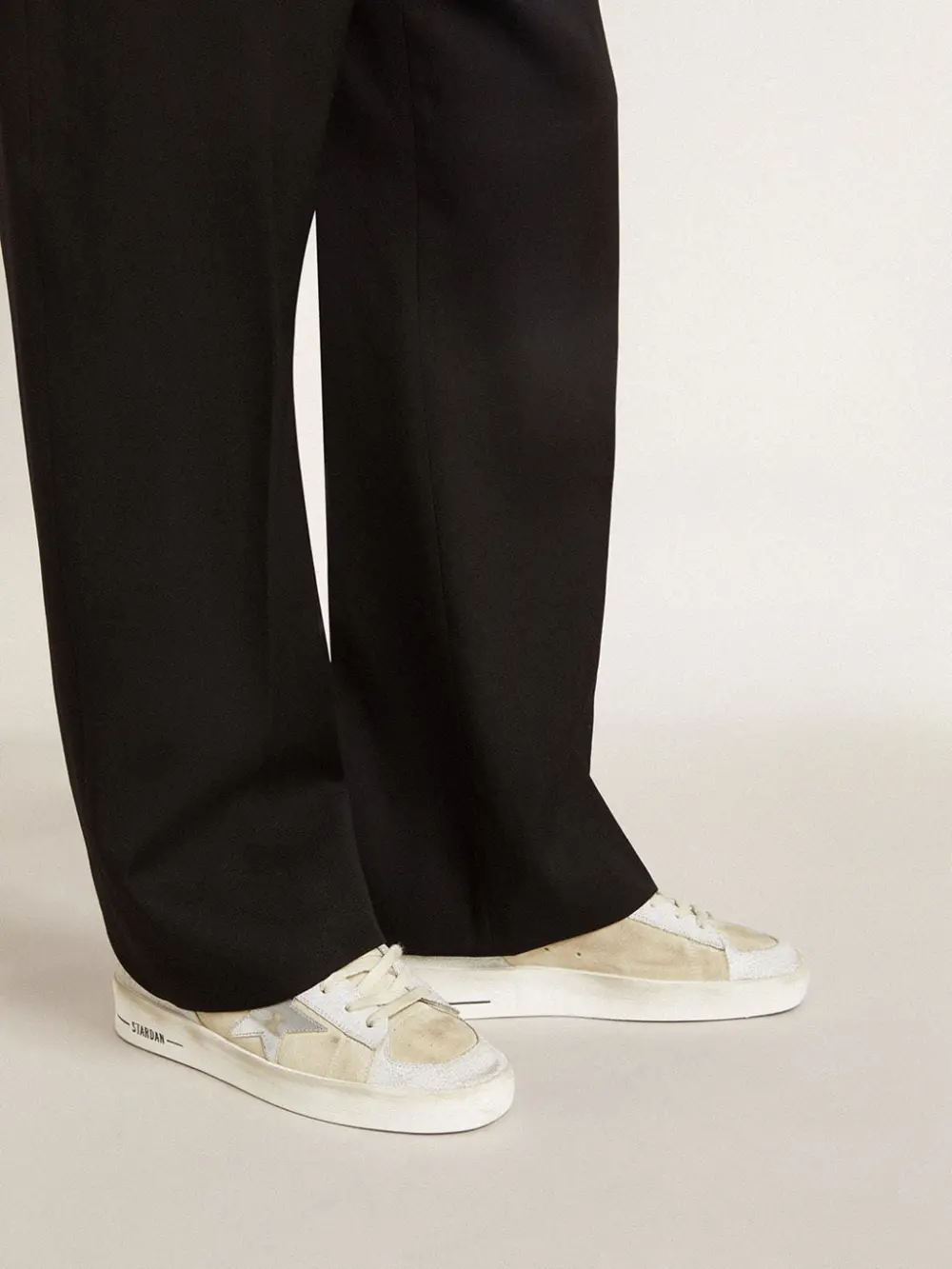 Alternative view of Giày Golden Goose Stardan 'White' GMF00333-F006632-15685