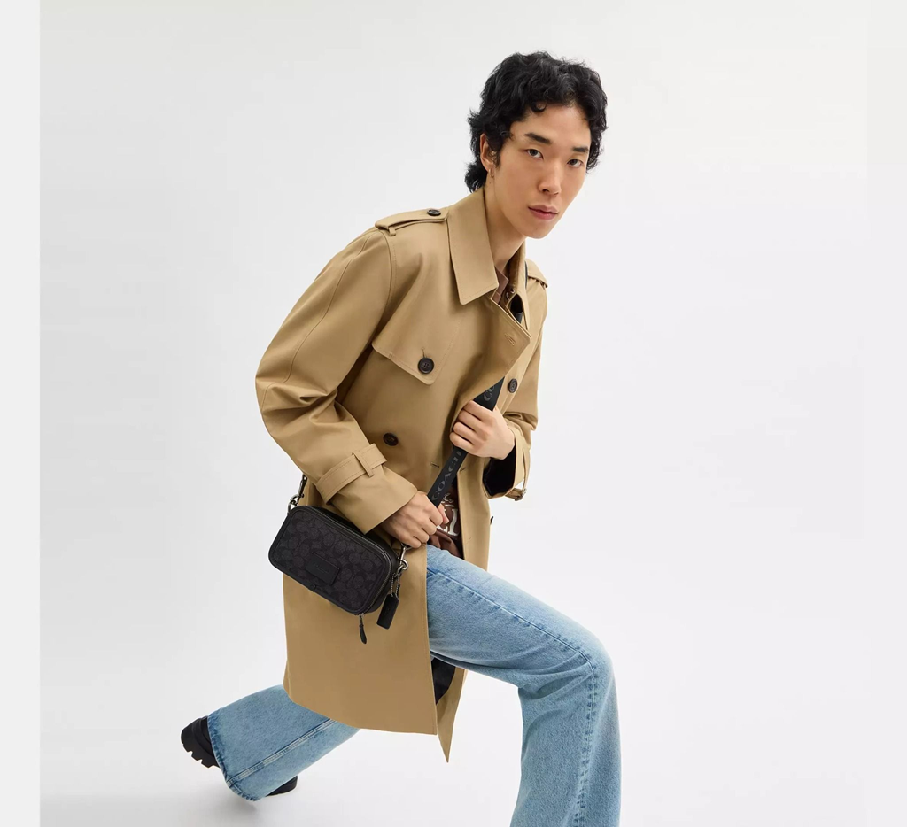 Alternative view of Túi Coach Wyatt Crossbody Bag 'Black' CW365-QBMI5