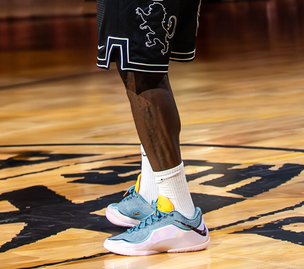 Alternative view of Giày Nike LeBron 23 Alt EP ‘Miami Twice’ IH1514-001