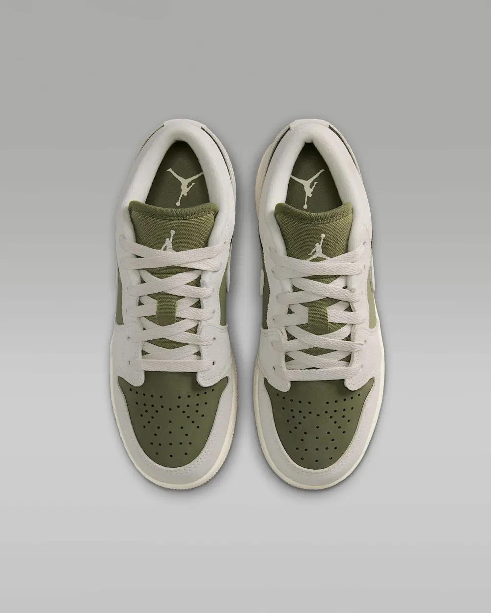 Giày Nike Jordan 1 Low SE 'Medium Olive Sail' HV4396-201 - Ảnh 3