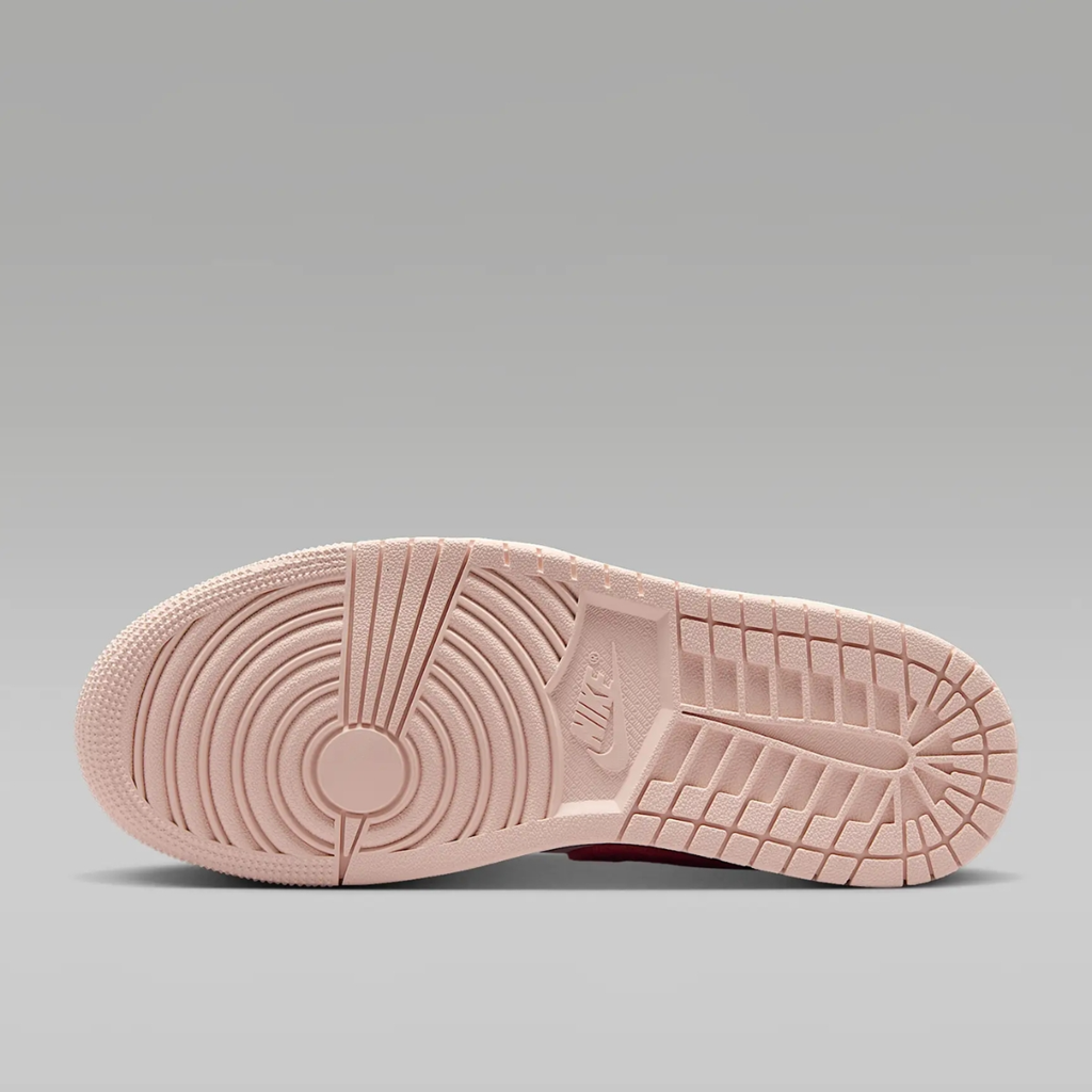 Giày Nike Air Jordan 1 Low ‘Strawberry Milkshake’ IB8156-133 - Ảnh 3