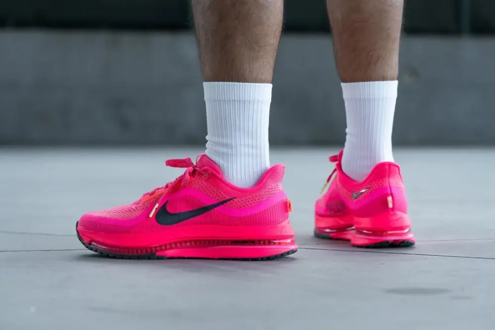 Alternative view of Giày Nike Pegasus Premium ‘Hyper Pink’ HQ2592-600
