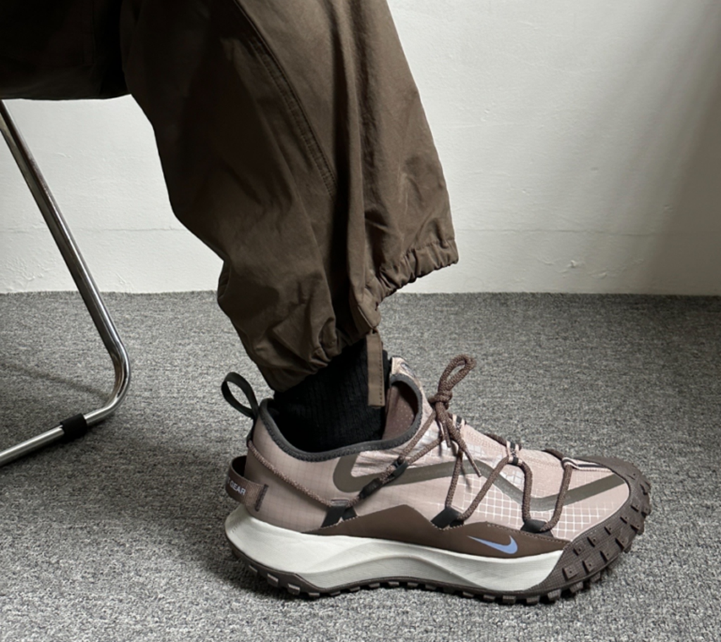 Giày Nike ACG Mountain Fly Low ‘Ironstone’ DQ1979-001 - Ảnh 5