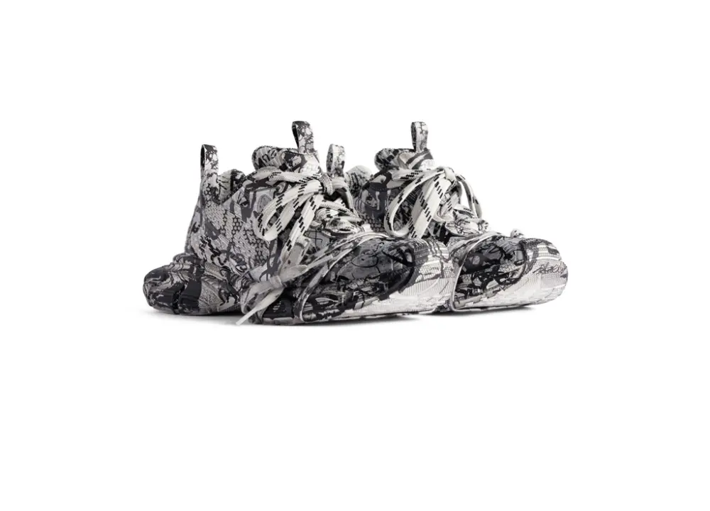 Giày Balenciaga 3xl Extreme Graffiti Trainers 'Black' 734734W2RG39010 - Ảnh 4