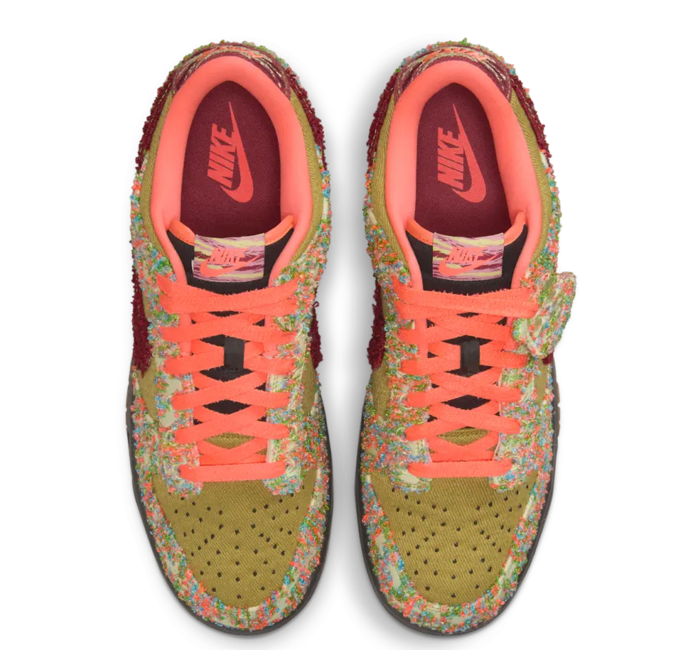 Alternative view of Giày Nike Dunk Low ‘Green Curry’ IB2263-300