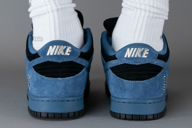 Alternative view of Giày Nike SB Dunk Low Supreme 94 'Ocean Fog' HQ8487-400