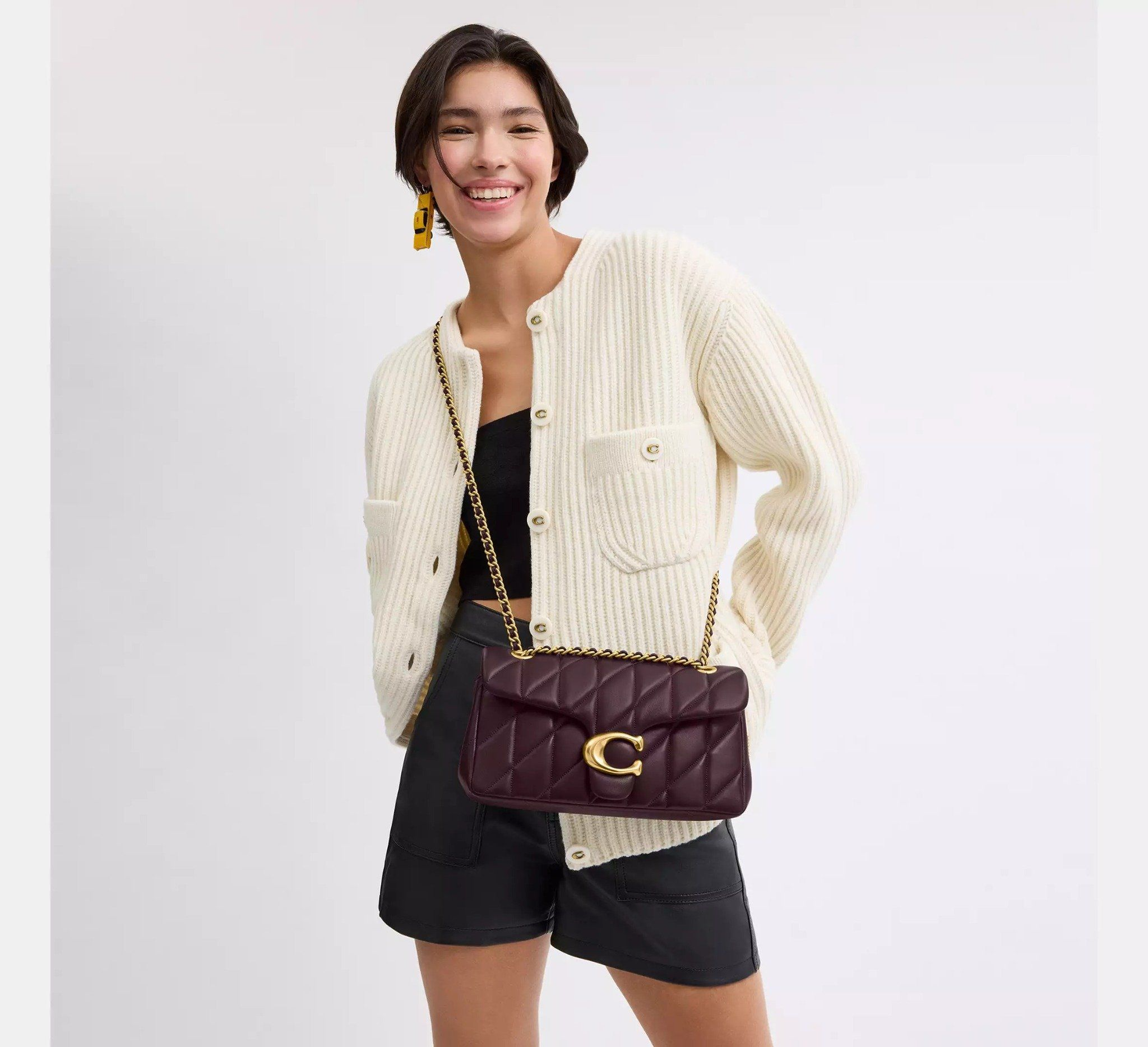 Alternative view of Túi Coach Tabby Shoulder Bag 26 'Brass' CP150-B4YDS