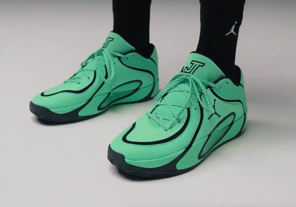 Alternative view of Giày Nike Jordan Tatum 4 'Green Glow' HQ4614-300