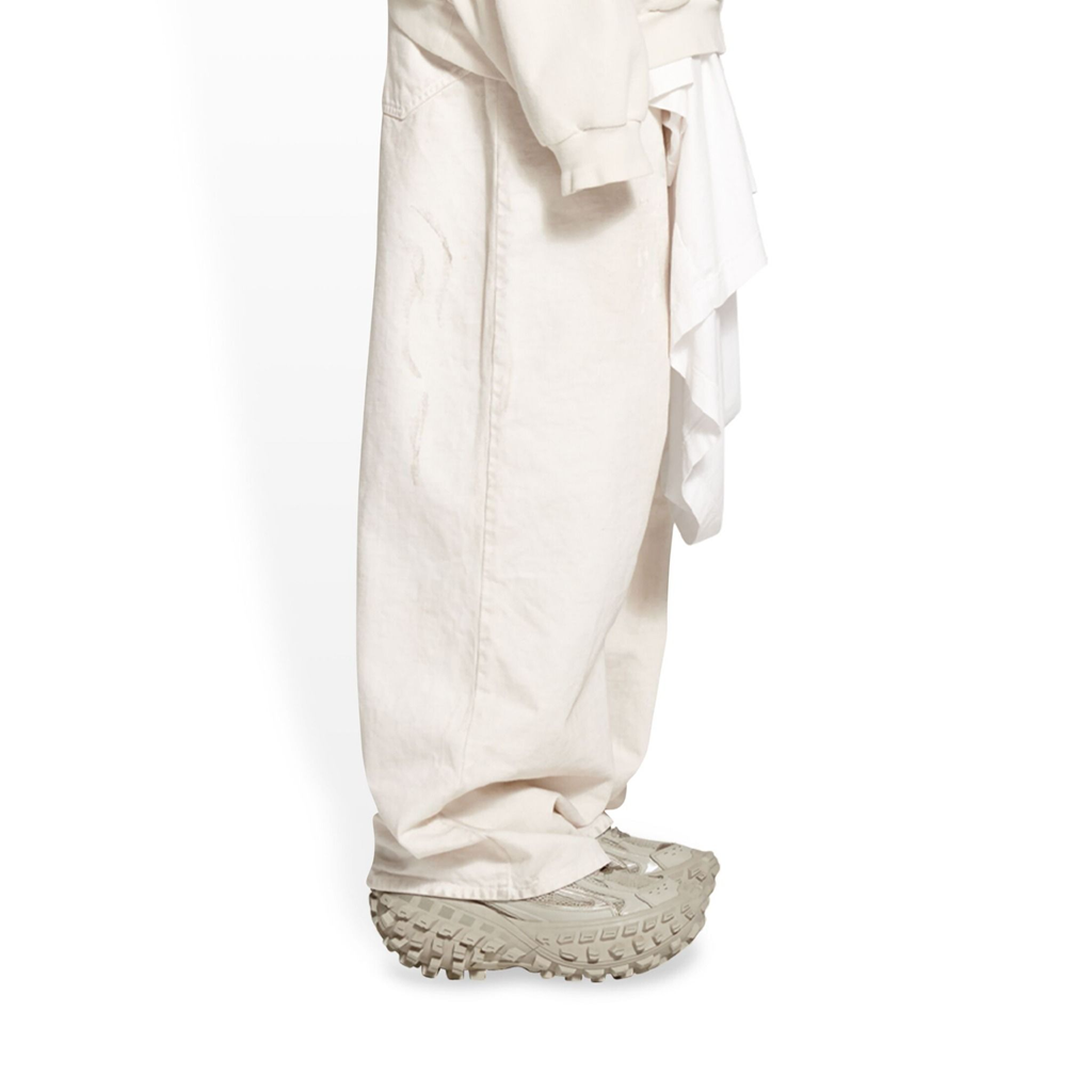 Alternative view of Giày Balenciaga Defender Trainers 'Beige' 685613W2RA69700