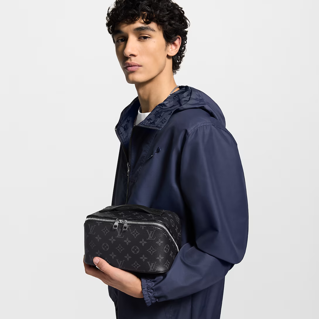 Alternative view of Túi Louis Vuitton Toiletry Bag 'Black' M11508