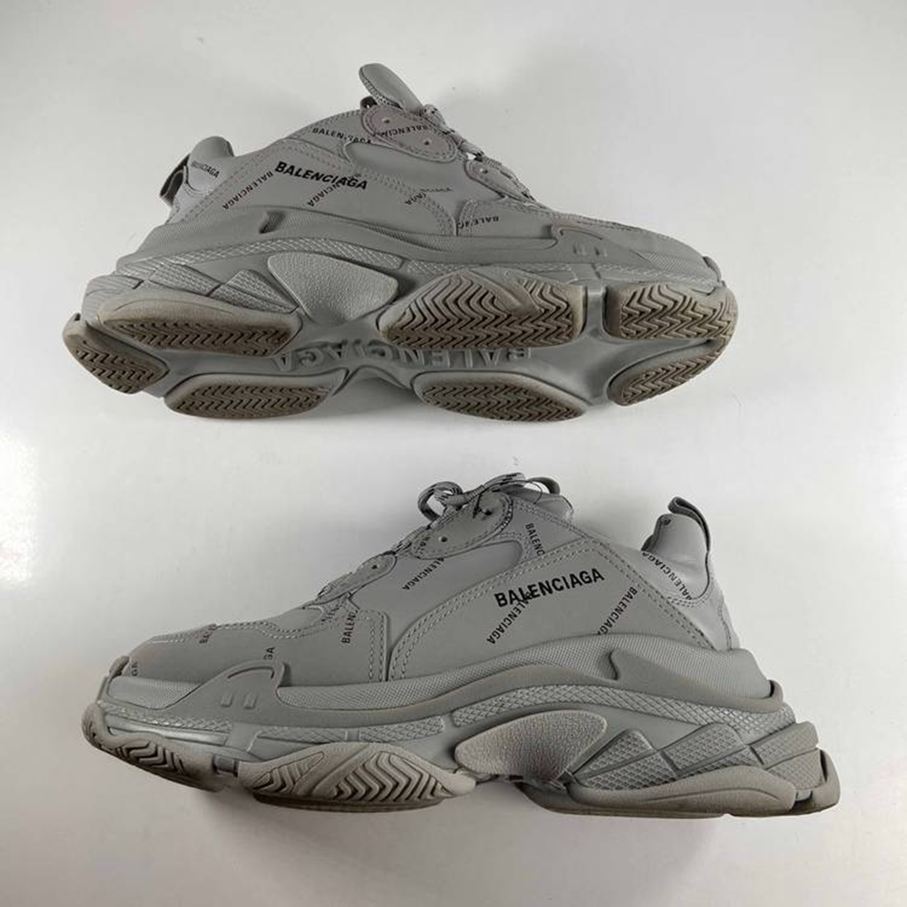 Alternative view of Giày Balenciaga Triple S Sneaker Allover Logo 'Grey' 536737-W2FA1-1210