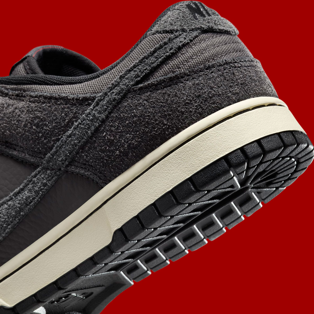 Alternative view of Giày Nike Dunk Low Premium ‘Black Off Noir’ HF3145-001
