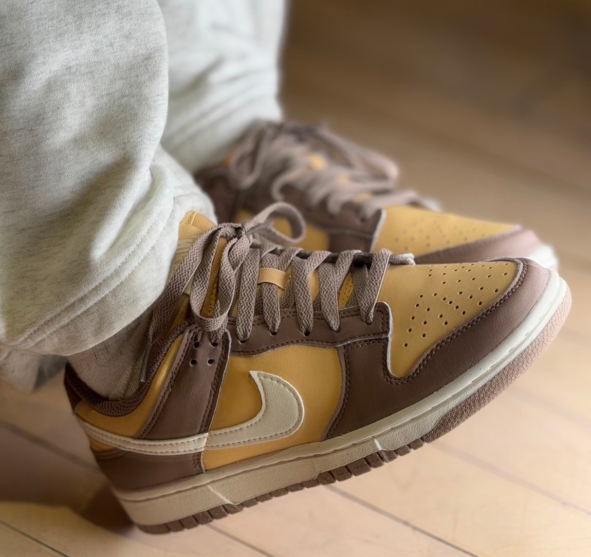 Alternative view of Giày Nike Dunk Low Next Nature ‘Mink Brown’ DD1873-201