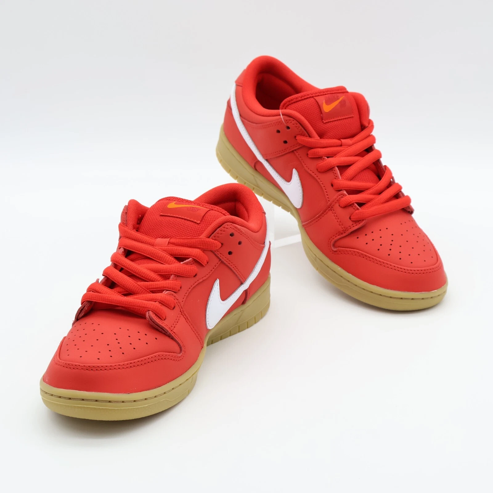 Alternative view of Giày Nike SB Dunk Low University ‘Red Gum’ FJ1674-600