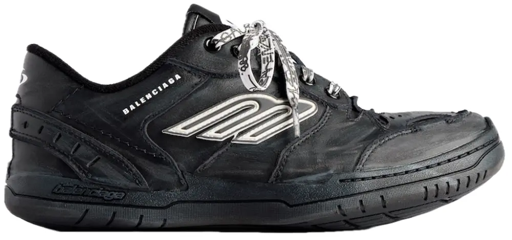 Giày Balenciaga Hamptons Worn-out Trainers 'Black' 841765WCURB1000