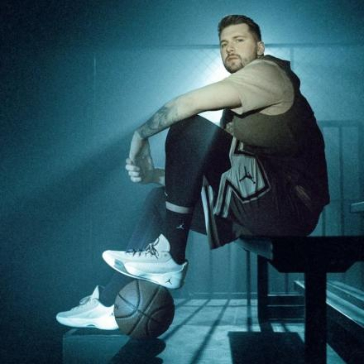 Giày Nike Air Jordan Luka .77 ‘Back To School’ HF0819-100 - Ảnh 4