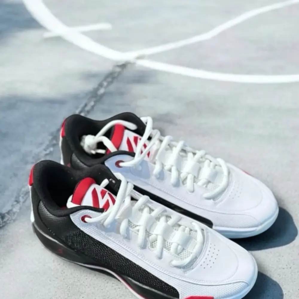 Giày Nike Air Jordan Luka .77 ‘Bloodline’ HF0819-101 - Ảnh 5