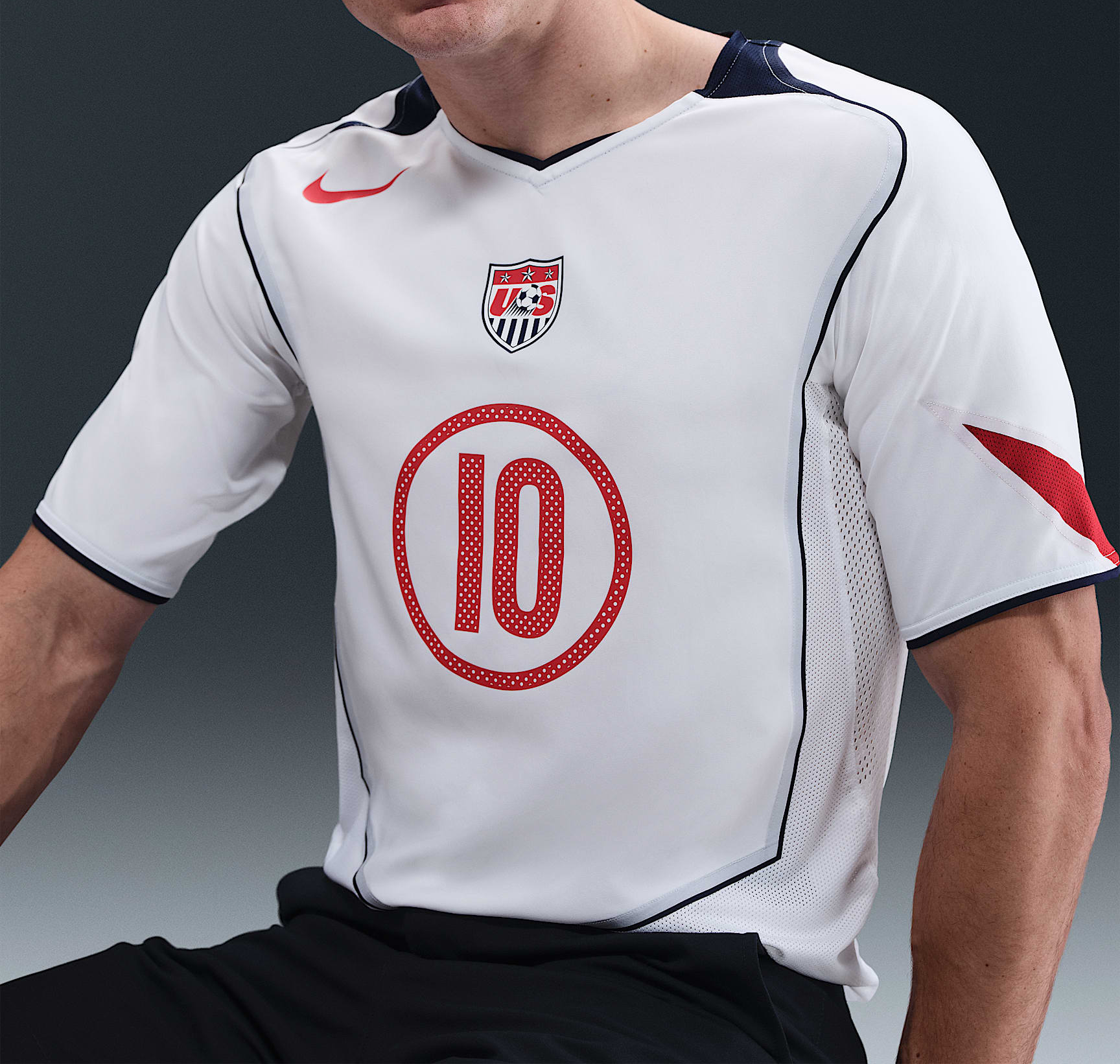 Alternative view of Áo Nike USMNT 2004 Total 90 Reissue ‘Landon Donovan’ IF2944-100