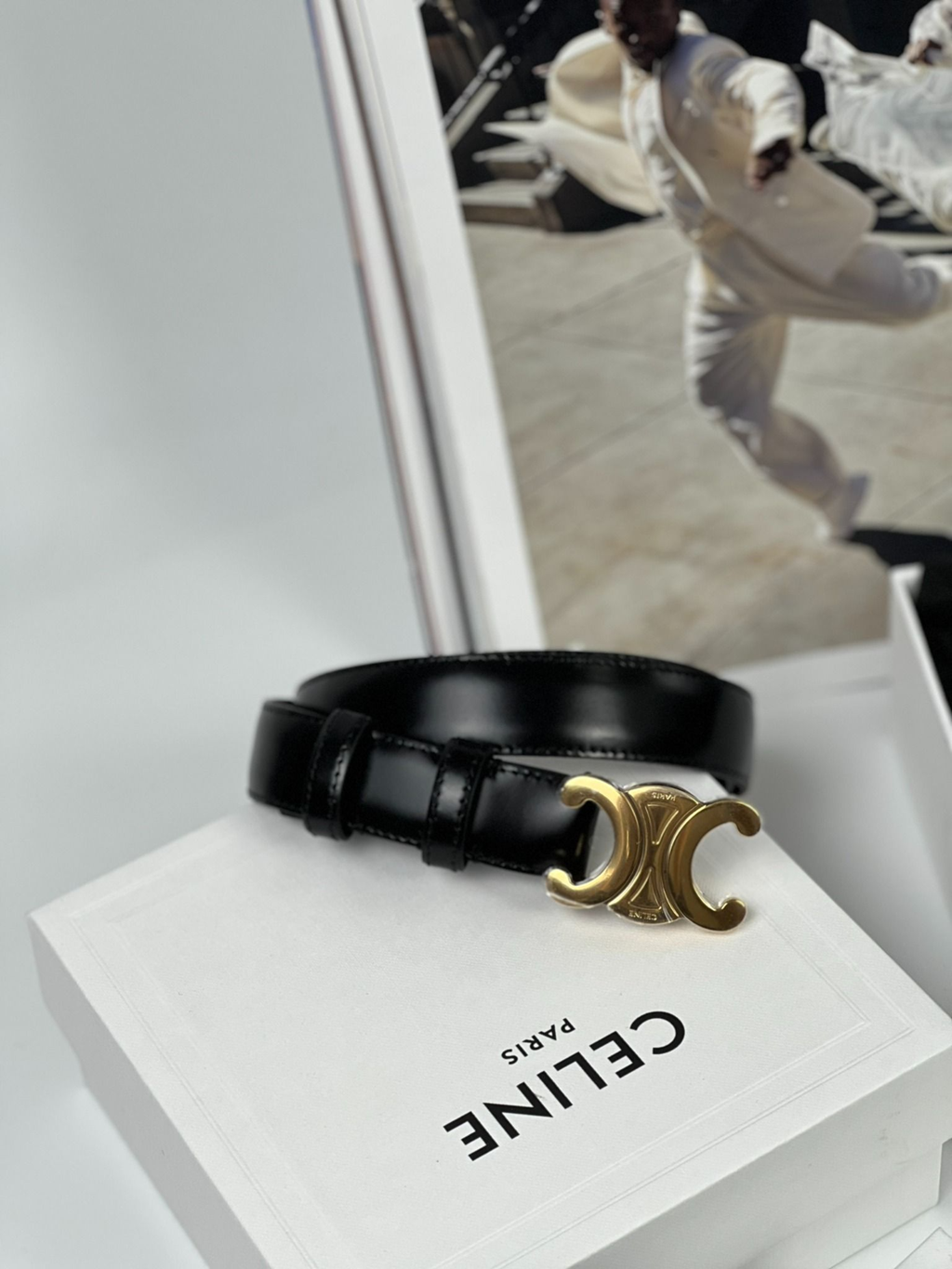 Alternative view of Thắt Lưng Celine Medium Triomphe 'Gold Black' 45AK93A01-38NO
