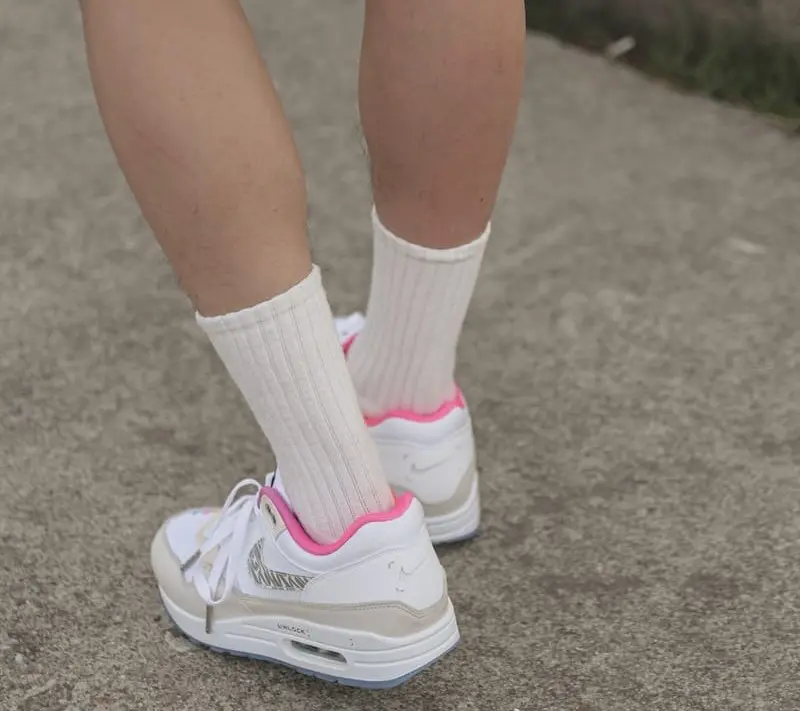 Alternative view of Giày Nike Air Max 1 ‘Unlock Your Space’ FN0608-101
