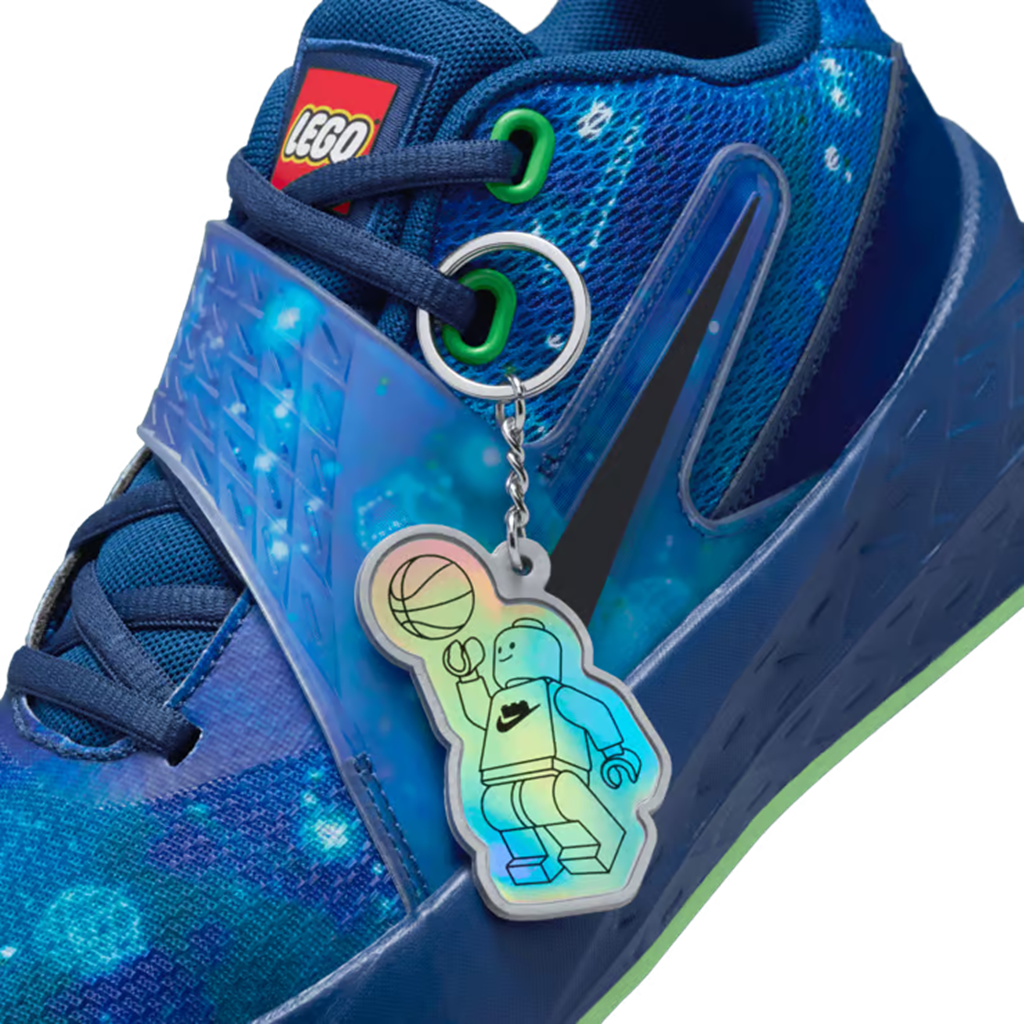 Alternative view of Giày Nike Team Hustle D 12 ‘LEGO Brave Blue’ IO4648-400