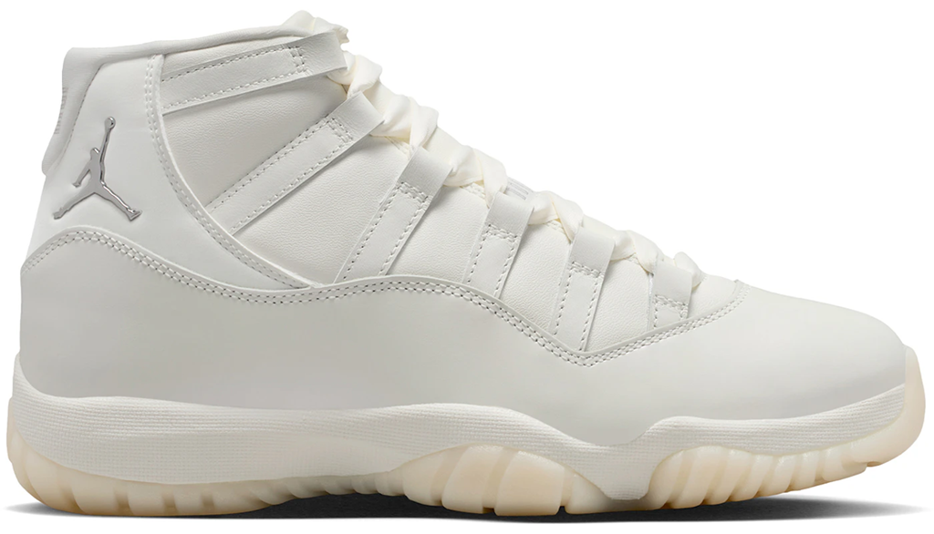 Giày Nike Jordan 11 ‘Retro Pearl’ AR0715-110