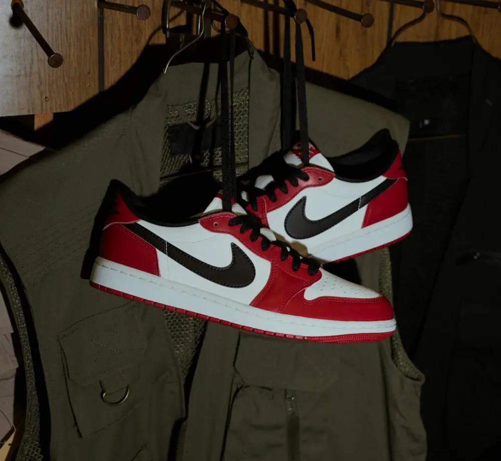 Giày Nike Air Jordan 1 Retro Low OG ‘Chicago’ HQ6998-600 - Ảnh 4