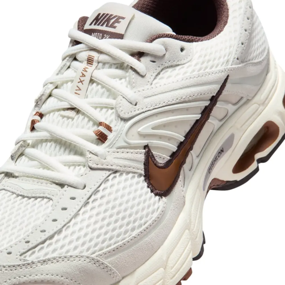 Alternative view of Giày Nike Air Max Moto 2K 'Phantom' IQ4924-003