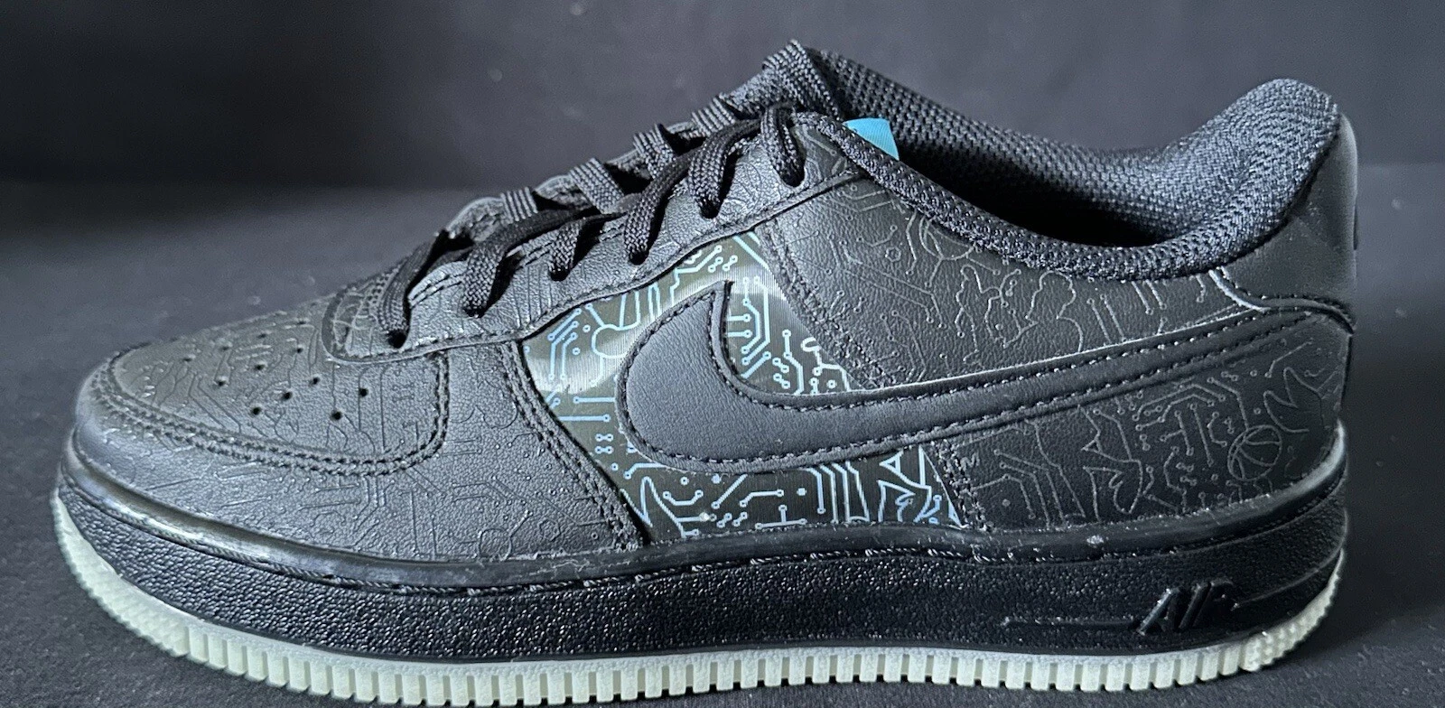 Alternative view of Giày Nike Air Force 1 Low ‘Computer Chip’ DN1434-001