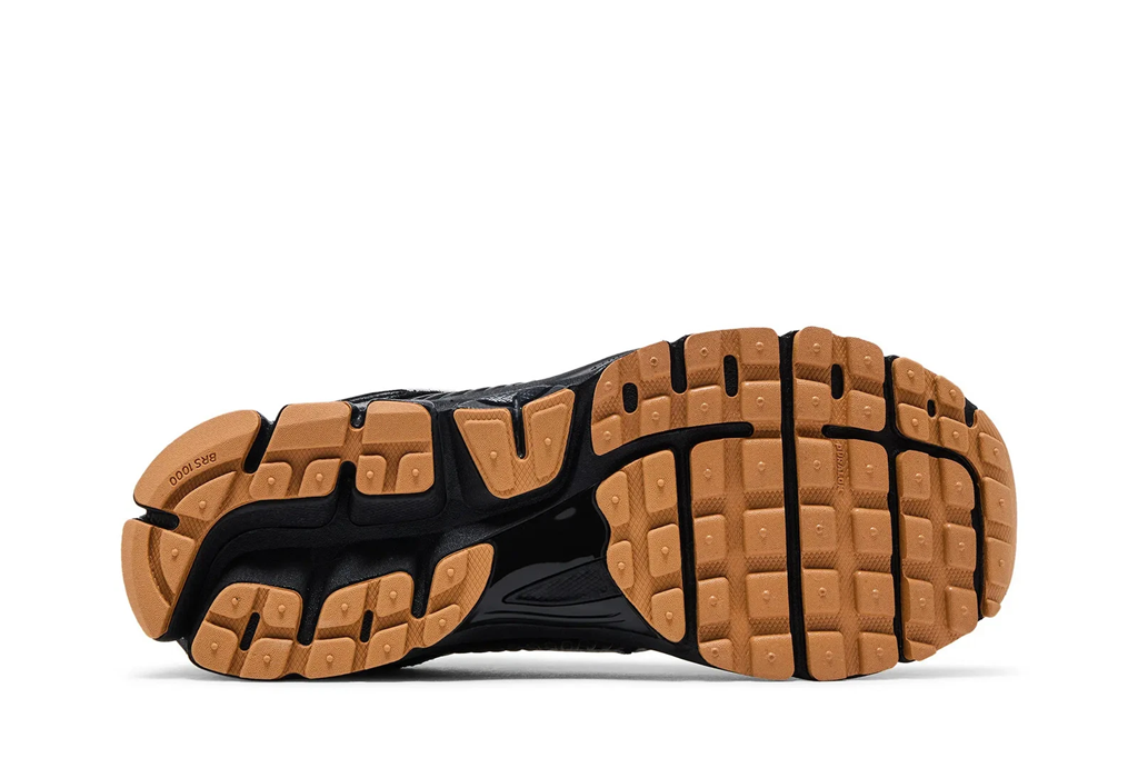 Alternative view of Giày Nike Air Zoom Vomero 5 ‘Black Gum’ IB4005-010