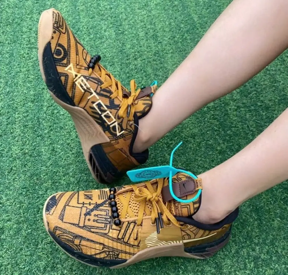 Alternative view of Giày Nike Metcon 8 AMP X 'Brown Black' DX5653-700
