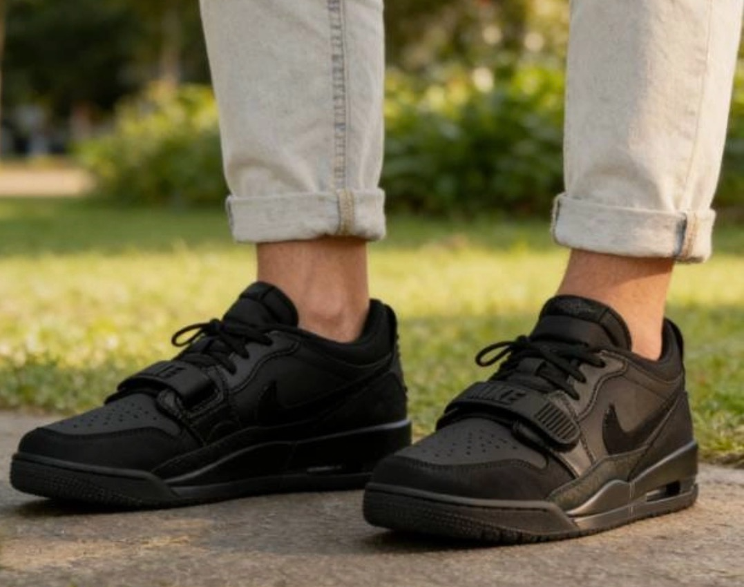 Alternative view of Giày Nike Air Jordan Legacy 312 ‘Black’ IQ9784-001