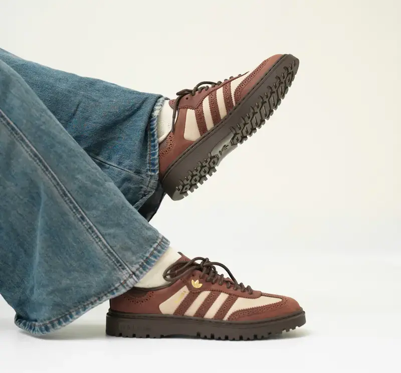 Alternative view of Giày Adidas Originals Samba WNTR ‘Brown’ KI6276