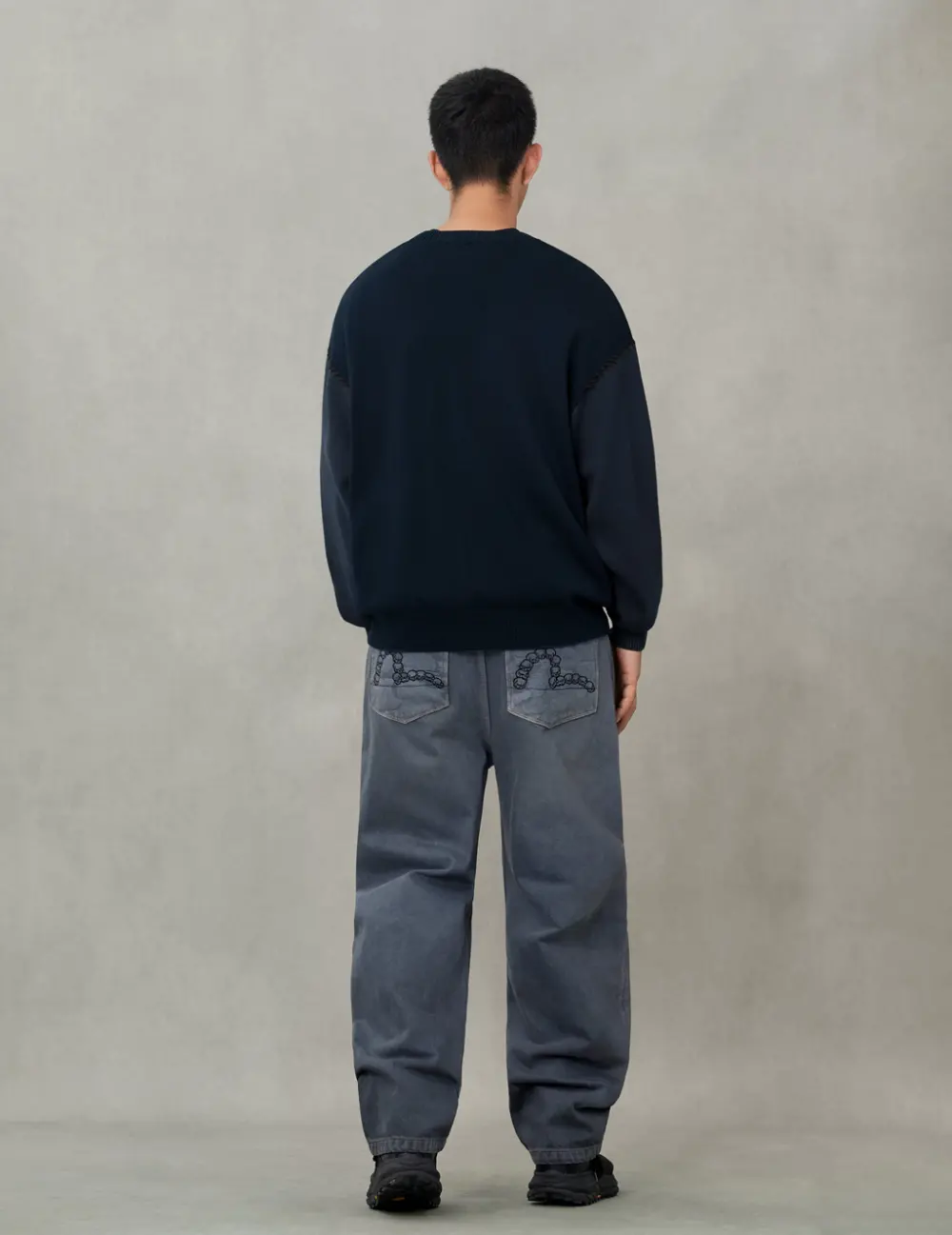 Alternative view of Áo Evisu Skull and Seagull Jacquard Color-Blocking Knit Sweater 'Navy' 2EAHTM5SR7022OSAC