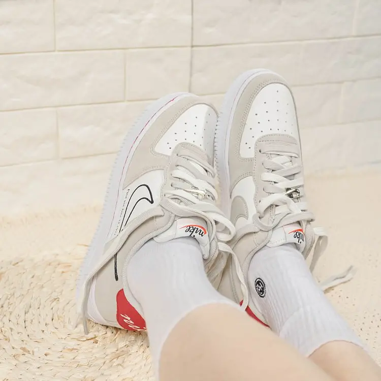 Alternative view of Giày Nike Air Force 1 ’07 LV8 ‘First Use’ DB3597-100